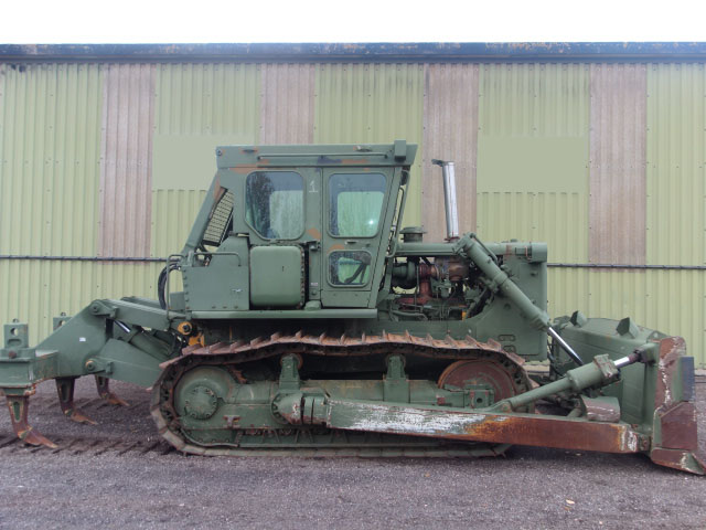 Caterpillar D7G Dozer with Ripper - Govsales of mod surplus ex army trucks, ex army land rovers and other military vehicles for sale