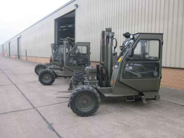 Moffett Mounty M2275 forklift - Govsales of mod surplus ex army trucks, ex army land rovers and other military vehicles for sale
