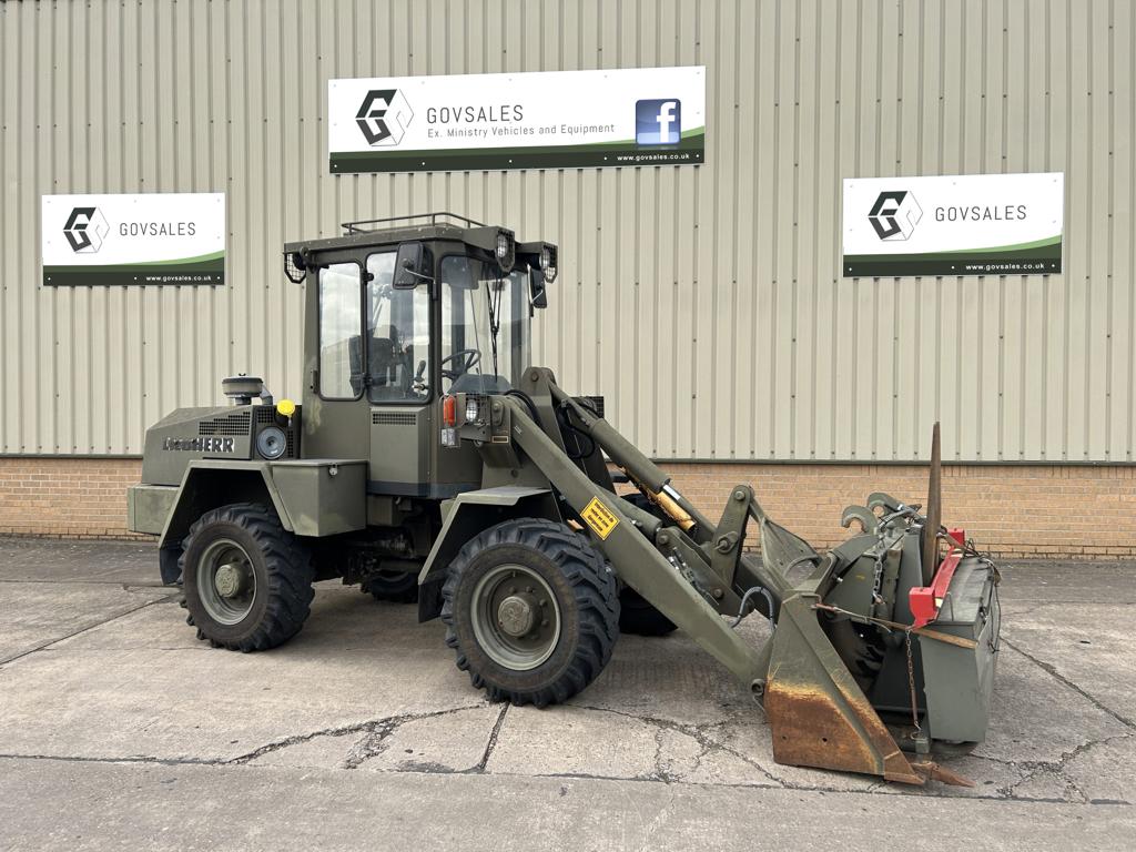 Liebherr L508 Wheeled Loader - Govsales of mod surplus ex army trucks, ex army land rovers and other military vehicles for sale